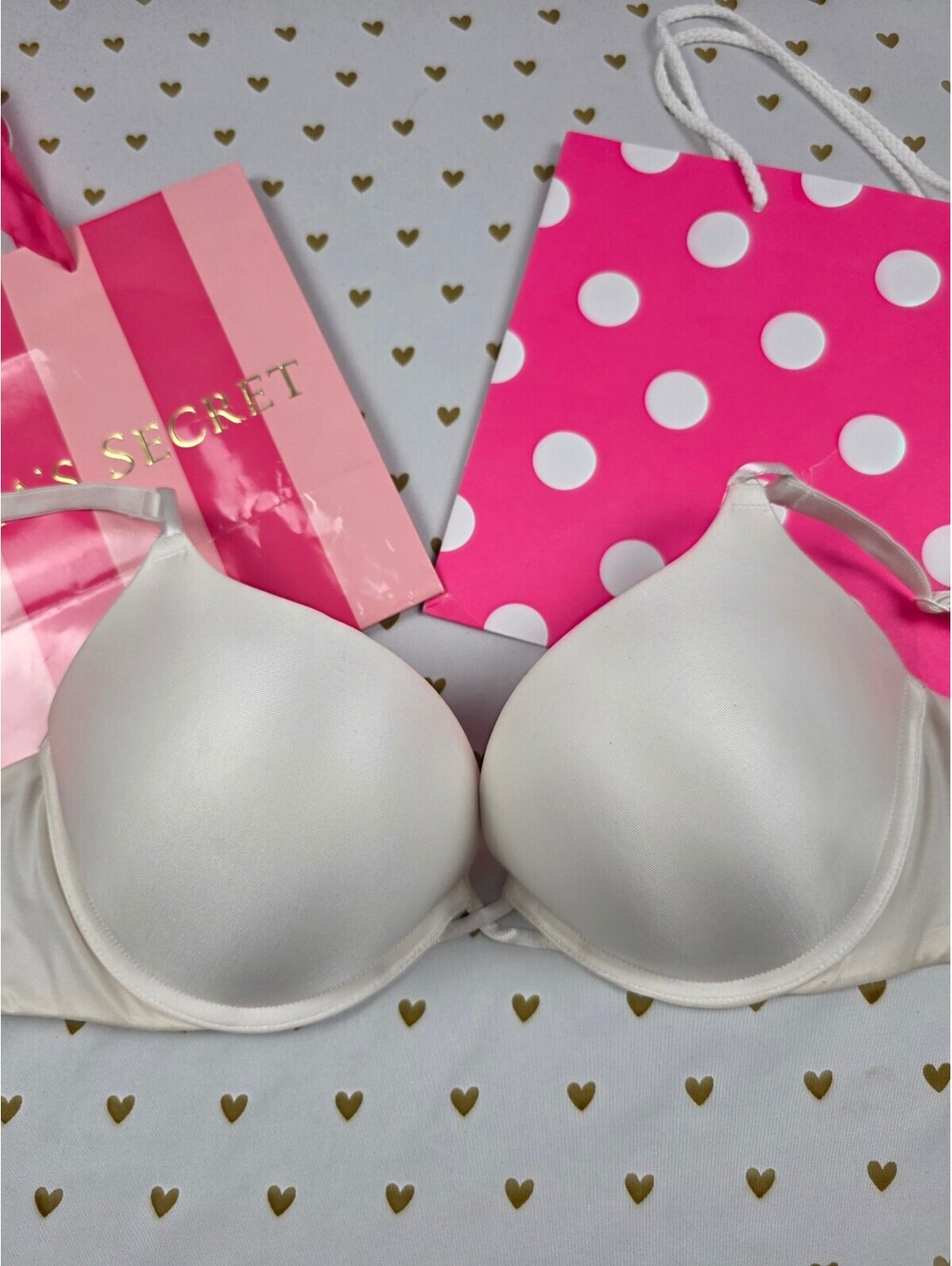 Victorias Secret White Bombshell Plunge Add 2 Sizes Bra 36C Push Up
